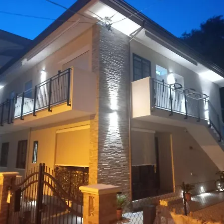 A Due Passi Dal Mare Apartment *